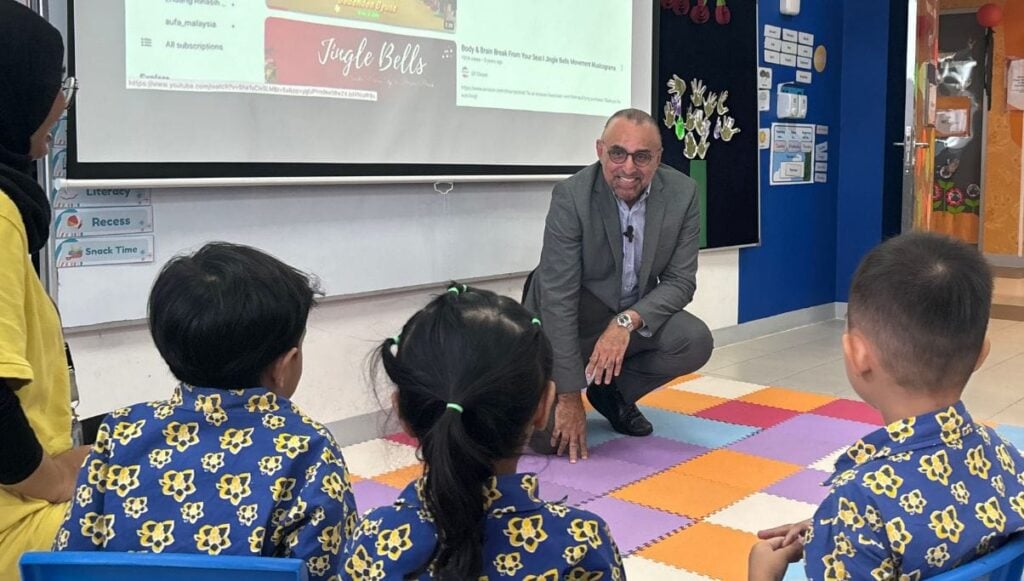 Membingkai Ulang Pendidikan